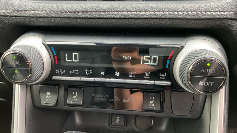 Toyota RAV4 2.5 PHEV Design 5dr CVT Estate